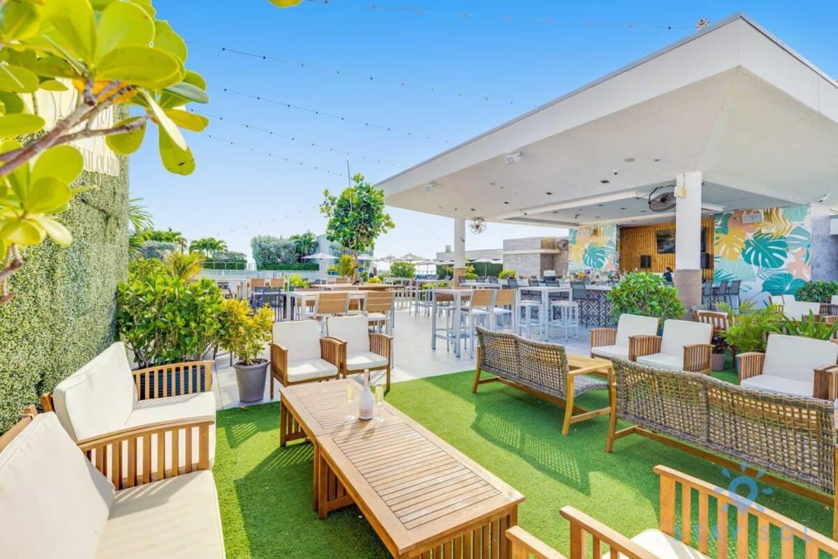 Rooftop Pool - Balcony - Hollywood Beach Broad - Walk Exterior foto
